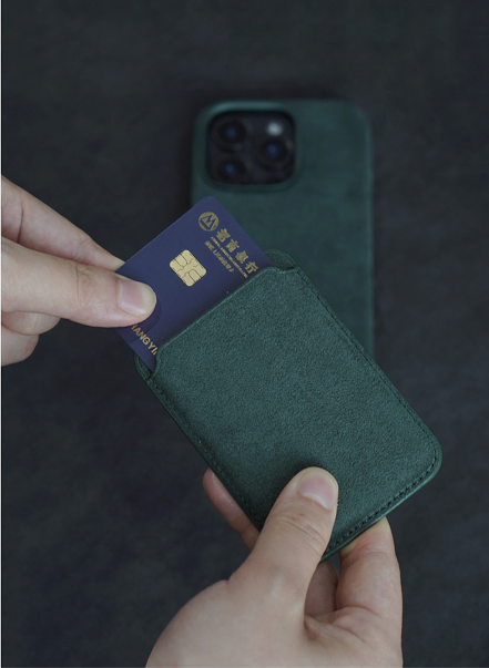 MagSafe Wallets